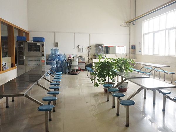 配餐室（shì）自然光照射