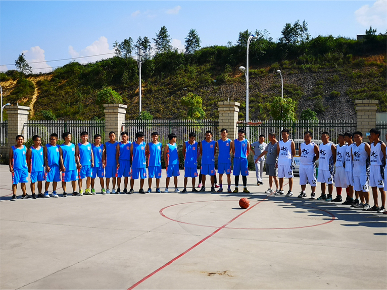 公司組織籃（lán）球賽